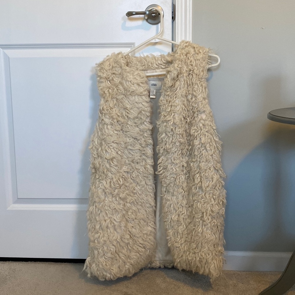 Long shag vest.